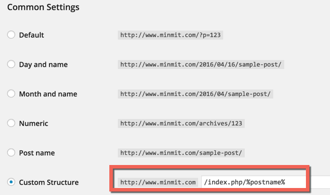 wordpress site downloading index php